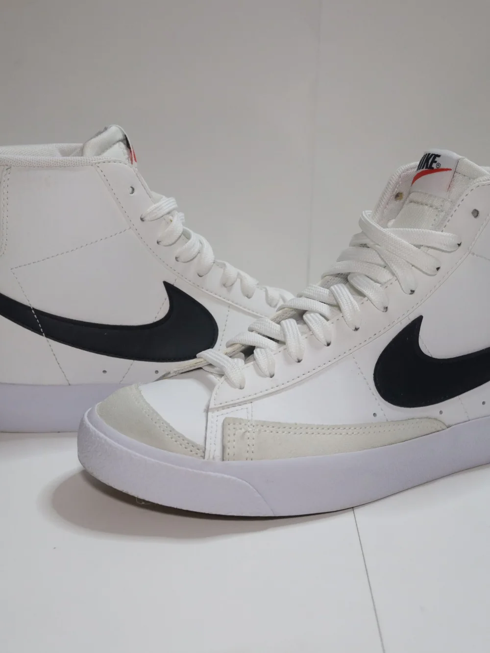 Nike Blazer Mid 77 Size 7Y Model DA4086-100